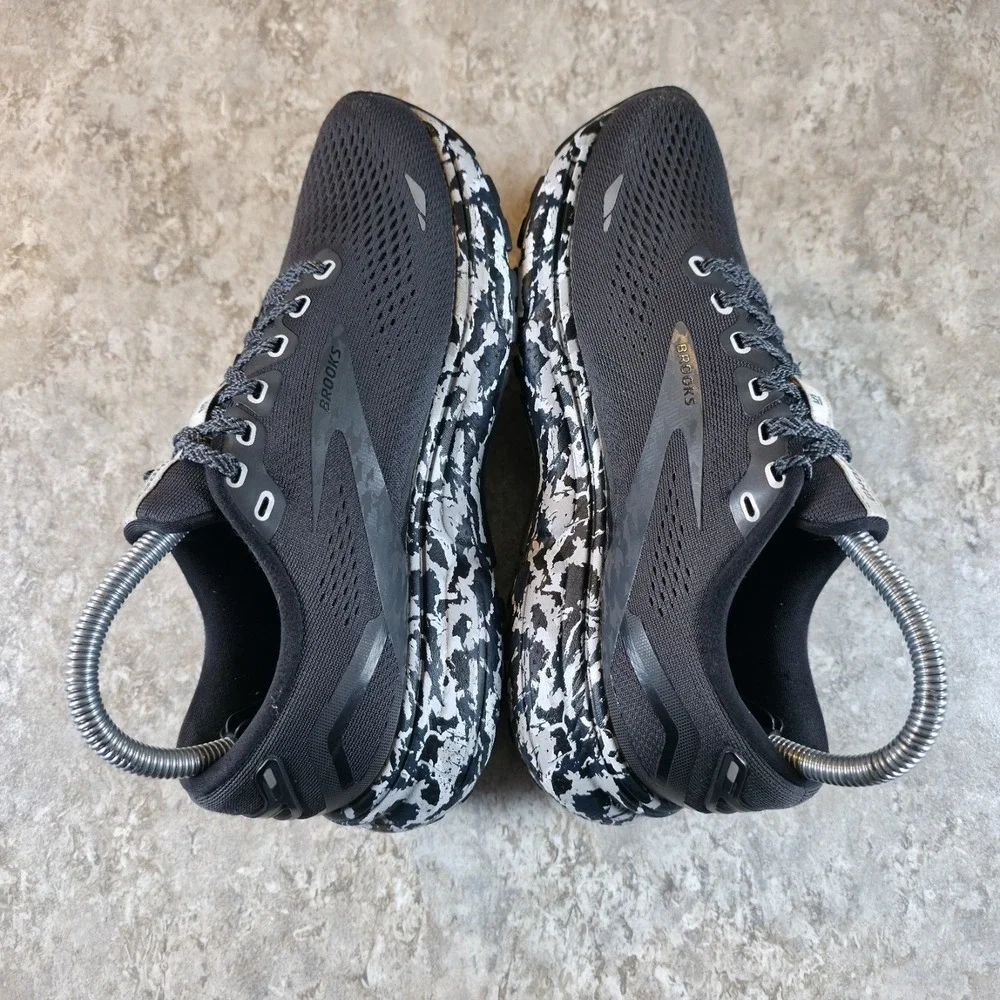 Brooks Ghost 15 Black Ebony Oyster Camo Womens 7.5 B Running Shoes #1203801B004